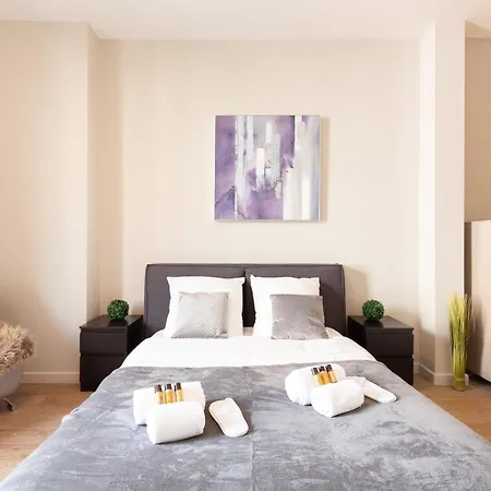 Meynadier Duplex Yourhosthelper * Cannes