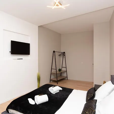 Meynadier Duplex Yourhosthelper Lejlighed